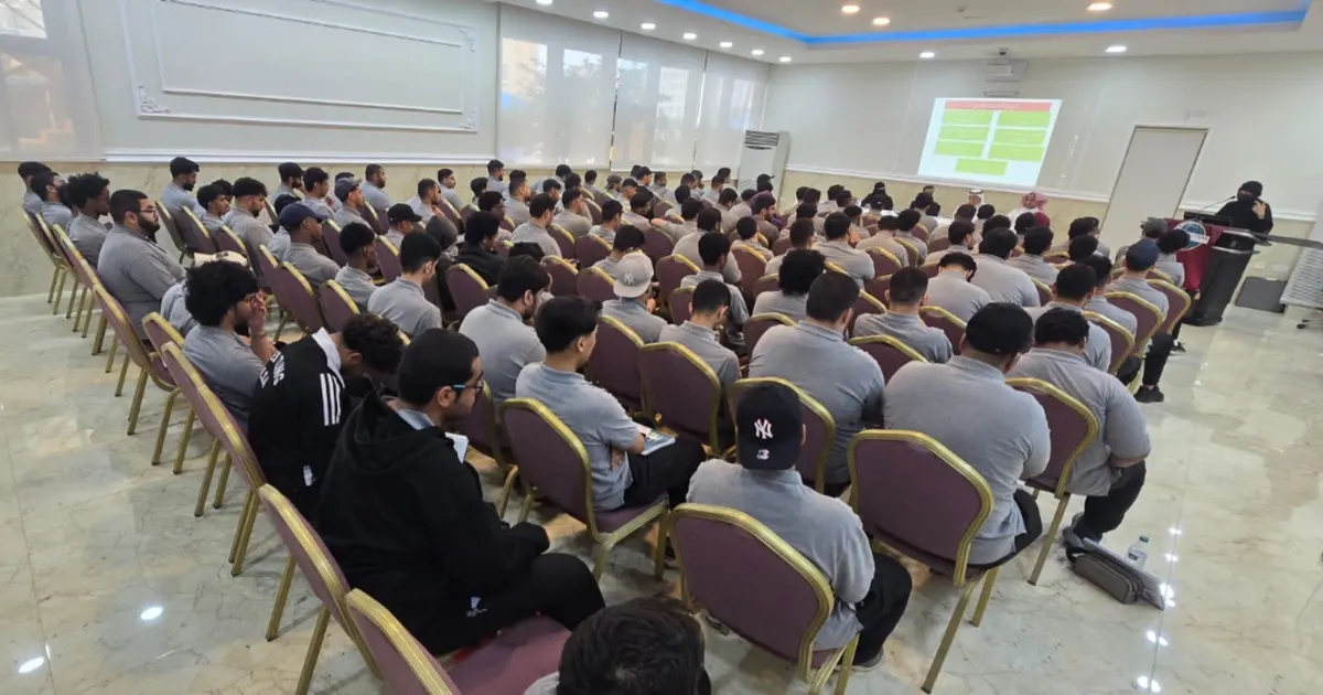 قي القطيف.. التقنية تفتح بوابة الخطابة والقيادة أمام المتدربين… فعالية التوستماسترز تحفّز مهارات المستقبل وتُلهم صناعة القيادات