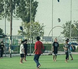 77 ملعبًا في الحدائق.. بلدية القطيف توسّع المساحات الرياضية لتعزيز النشاط وجودة الحياة