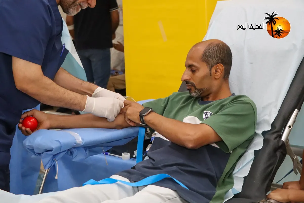 120 متبرعًا في اليوم الأول.. انطلاقة قوية لحملة «دمك حياة 11» بتاروت