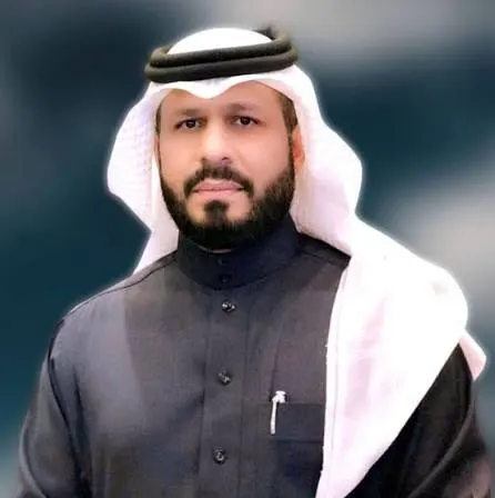 من سنابس.. جائزة التفوق الوظيفي تُمنح للإعلامي محمد البدر