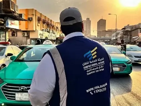 «النقل»: السماح لمركبات الأجرة تحميل الركاب إلى البحرين