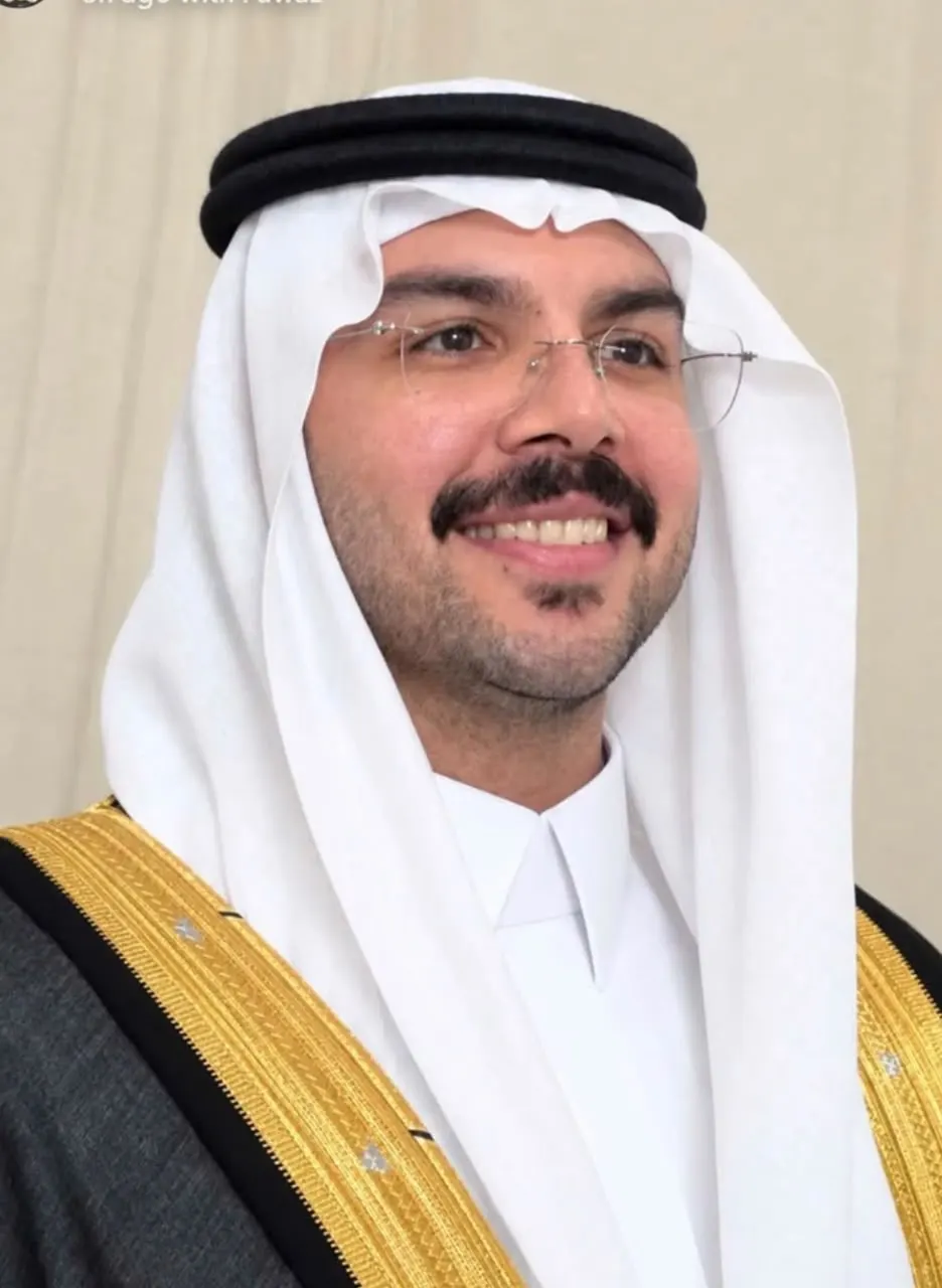 القطيف.. القفص الذهبي يجمع عائلتي «الغانم»