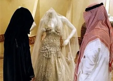 مستشارة أسرية: تحذر: ”أحلام الأمهات“ ترفع تكاليف الزواج وتعرقل ارتباط الشباب