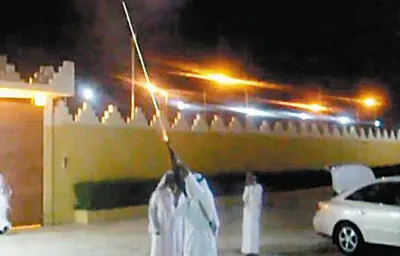 محامٍ: حمل السلاح أو إطلاق النار في المناسبات جريمة عقوبتها تصل إلى السجن سنة