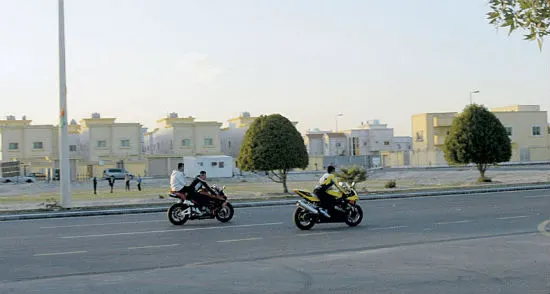 الليلة.. انطلاق عروض الدراجات النارية في الأحساء