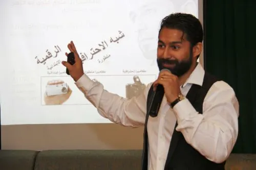 الفوتوغرافي أبو الرحي يحصل على المركز الاول في ”الثقلين الفضائية“