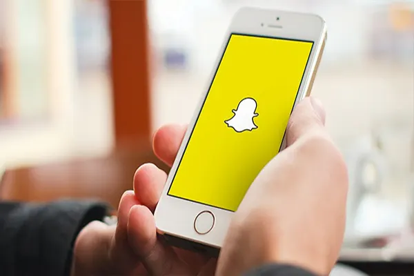 قريبا.. ”سناب شات“ تلغي الحذف التلقائي للرسائل