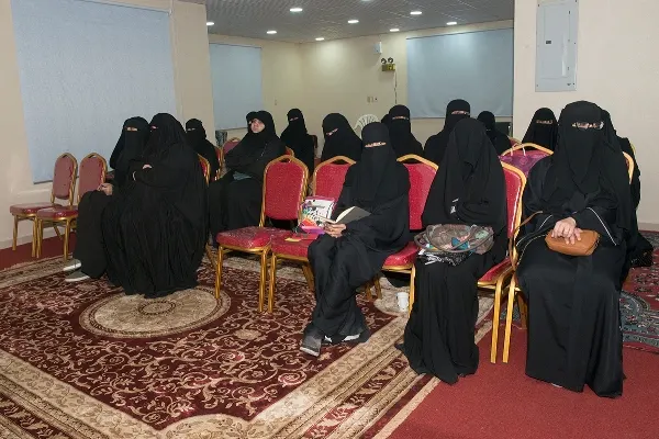 الشيخ النمر يوضح مقومات الأسرة المحصنة في الدمام