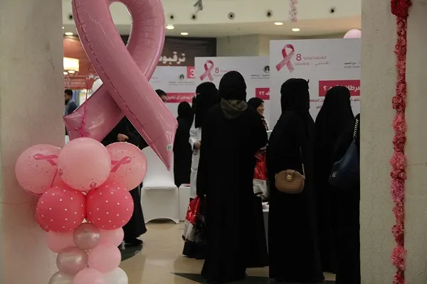 استياء سيدات من الحملات الوردية: المعلومات ضعيفة وتواجد المختصين ضروري