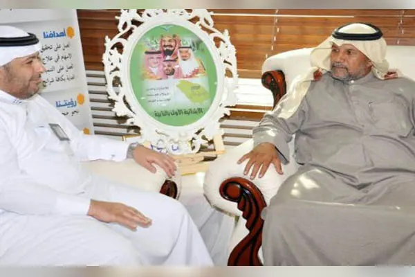 تعليم القطيف يعقد شراكة لتنمية البيئة التعليمية بأم الساهك