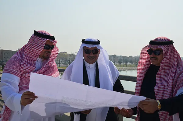أمين الشرقية يتفقد عدد من المشاريع التنموية بالقطيف.. ويعلن عن مشاريع جديدة