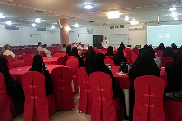«رفاه» و«منار» تنظمان محاضرة «التربية في السنوات الأولى» بتاروت
