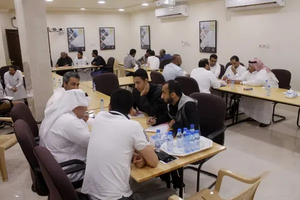 للوالدين.. البيت السعيد ينظم الورشة التربوية «الانضباط الذكي» بصفوى