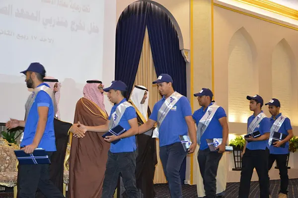 «صناعي القطيف» يدفع بـ 85 متدرباً إلى سوق العمل