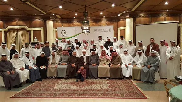 رجال الأعمال يهدون «إنجاز القطيف» 485 ألف ريال