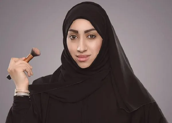 خبيرة تجميل: خلطات تفتيح البشرة تؤثر على الكلى والكبد وأشعة الليزر سلاح ذو حدين