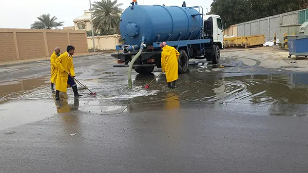 الارصاد: الامطار تتوقف عند الحادية عشر ليلا وبلدية القطيف تكثف الفرق الميدانية