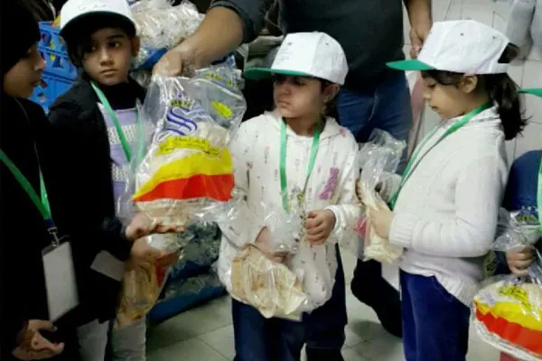 13 طفل يتعرفون على آلية إعداد المخبوزات في القطيف