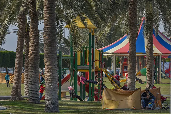 بلدية القطيف تجهز 150 حديقة و3 واجهات بحرية لعطلة الربيع