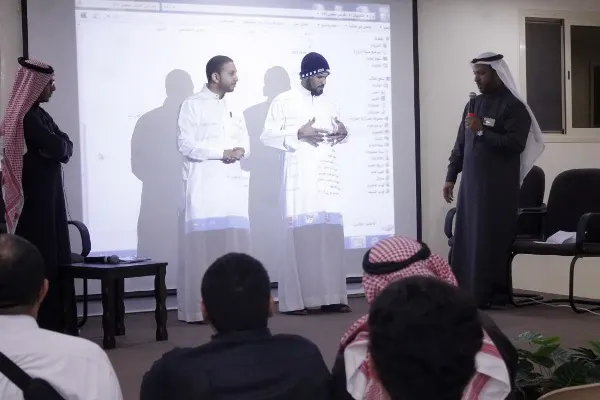 بالصور.. شخصيات تستعرض تجربتها في رعاية ذوي الاحتياجات الخاصة بصفوى