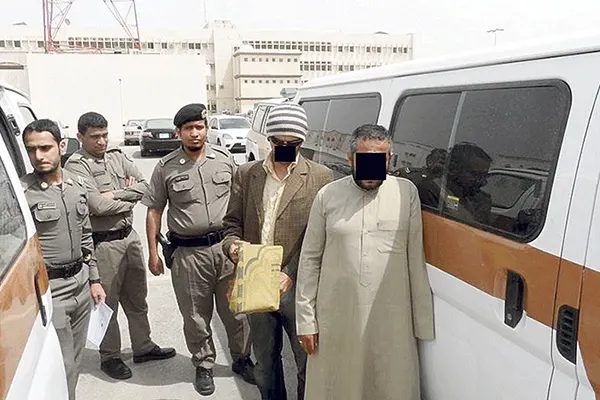 القبض على 217 متسولًا أغلبهم نساء وأطفال في الشرقية