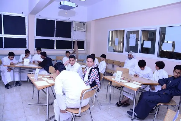 طلاب القطيف يتعرفون على مهارات التفكير الإبداعي