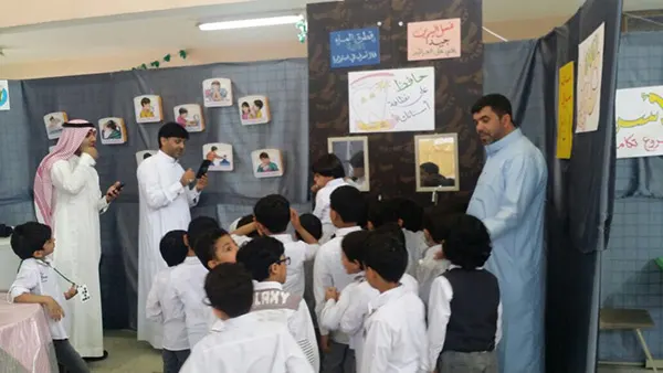 أطفال القديح يتعرفون على ”طاقات وإبداعات“ صفوى