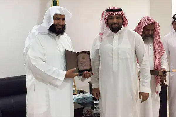 تكريم المتميزين في المحكمة العامة بالقطيف