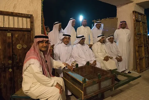 بالصور.. واجهة الدمام البحرية تكتظ برواد مهرجان الساحل الشرقي