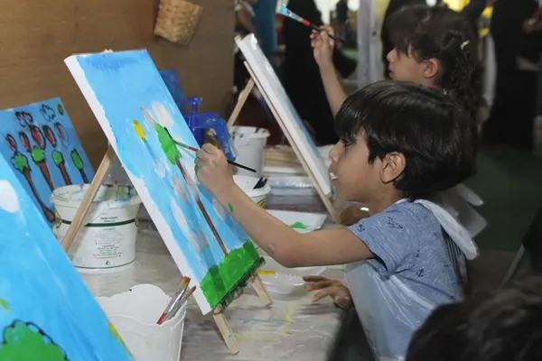 بدء التسجيل في المعرض الفني التشكيلي بنادي الفنون «المواهب الصغيرة»