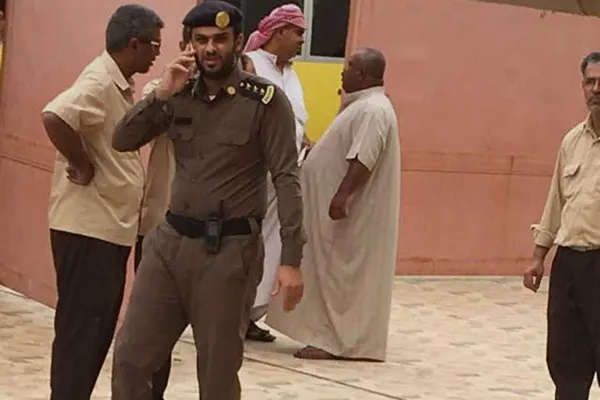 حريق يتسبب في إخلاء طالبات الإبتدائية الخامسة بصفوى.. ولا إصابات