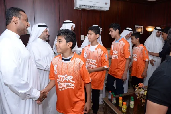 بالصور.. النشاط الاجتماعي بالهفوف يكرم «صقور المحدود»