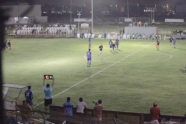 الكواكب يجتاز ”اختبار العربي“.. والحر يقسو على منار الربيعية