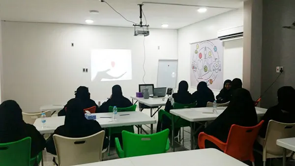 المنصورة.. محاضرة «في بيتنا مراهق» للسيدات