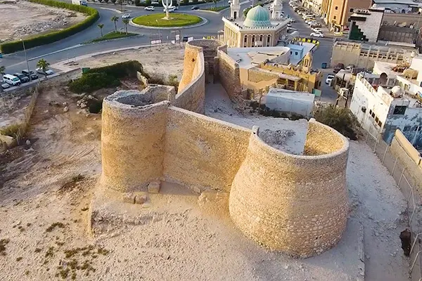 مهتمون ينتقدون تعثر جزيرة تاروت سياحياً وبعدها عن قائمة ”اليونسكو“