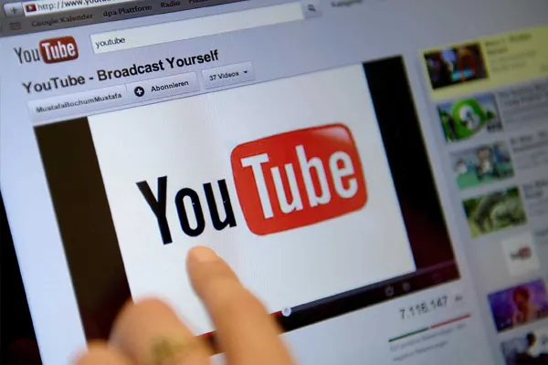 بأوامر نصية.. يوتيوب يتيح للمشاهدين التحكم الكامل بمقترحات الفيديو