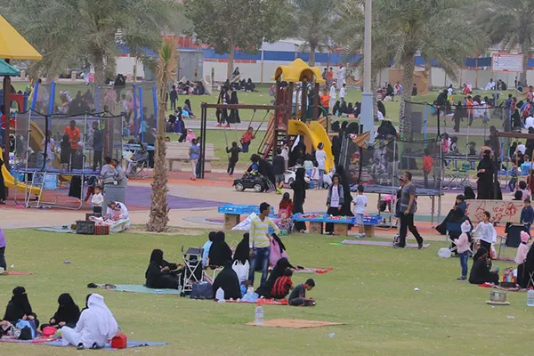 فنون شعبية وعروضة حية في احتفالات الخبر ب «الفطر»