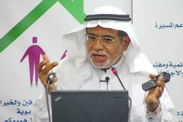 متخصص نفسي: تقاسم مسؤولية تربية الأبناء يحقق نجاحهم وتوازنهم