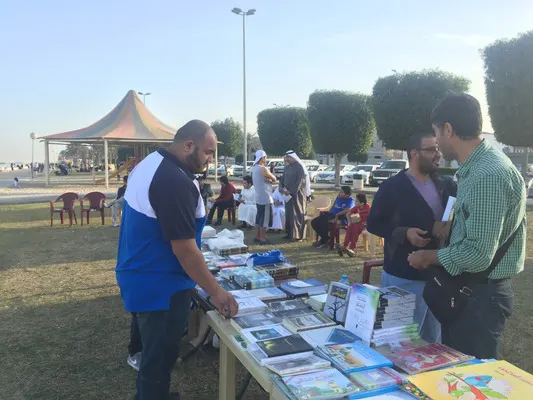 أربعة كُتَّاب يوقعون أصداراتهم في بسطة حسن وكاتبان يشيدان بها