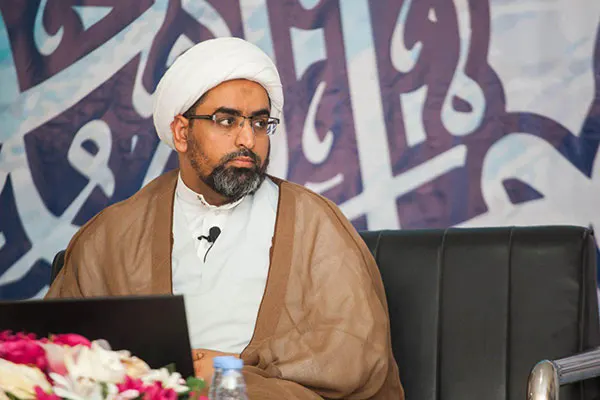 الشيخ آل عمير: تدخلات غير المختصين تهدد استقرار الأسر.. واحذروا «المياعة الدينية»