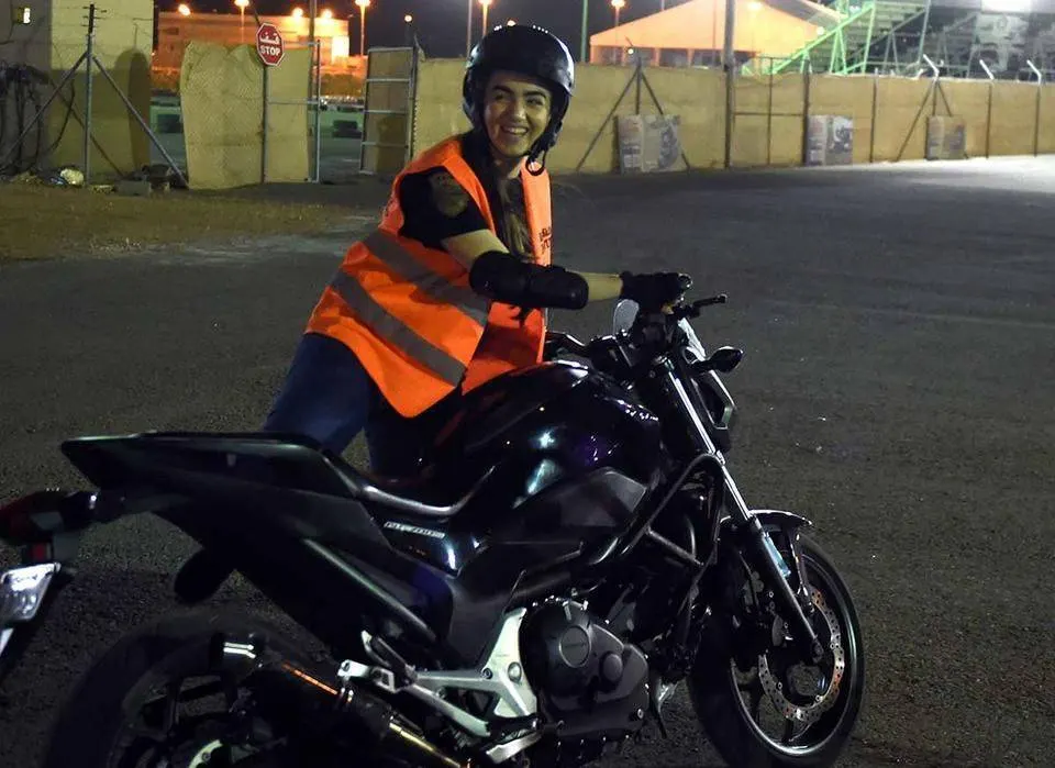 بالصور.. نساء في السعودية يتدربن على الدراجات النارية مع قرب قيادة المرأة للسيارة