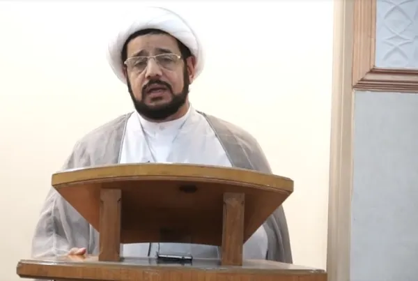 الشيخ العباد: لا حرمة لقيادة المرأة للسيارة.. ولا بد من الثقة في نسائنا