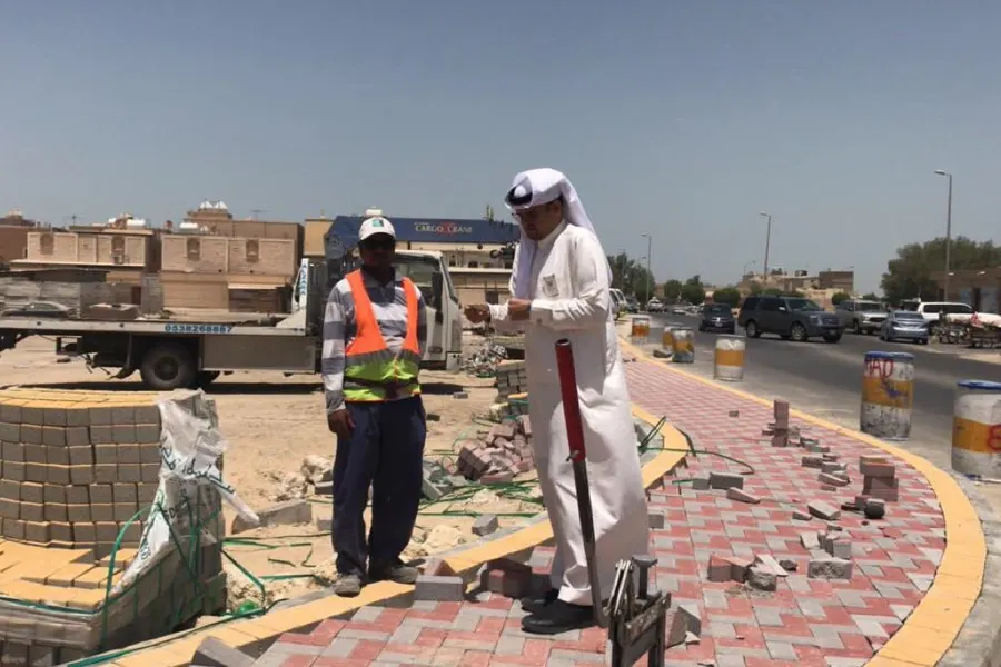 القطيف.. 68 مخالفة لقرار منع العمل تحت أشعة الشمس