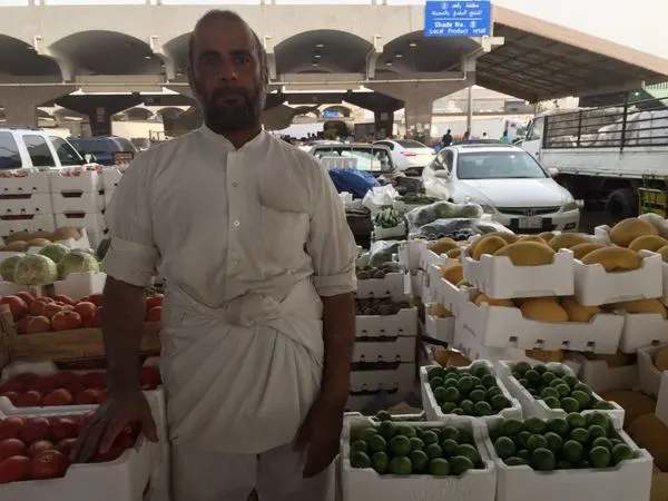 «الليمون الحساوي» يغزو الأسواق.. وسعره حسب الجودة