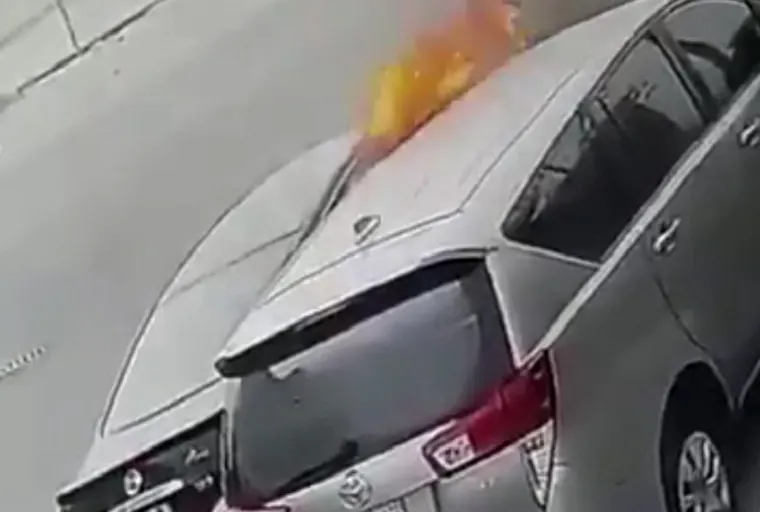 شاب يحرق سيارة سيدة بالدمام.. والشرطة تحقق في الدوافع