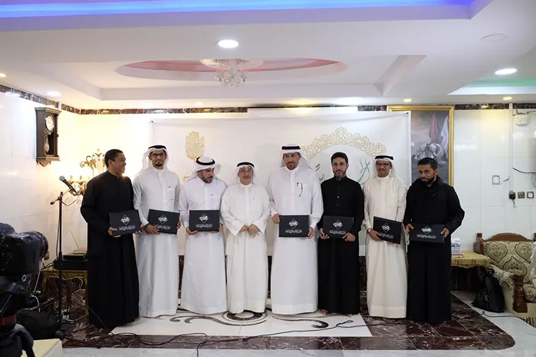 ابن المقرب الأدبي يدير بوصلة العشق السابعة في الدمام