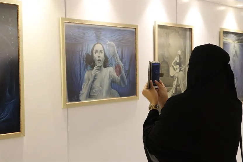 تجمع بحريني سعودي في معرض تشكيلي في الدمام