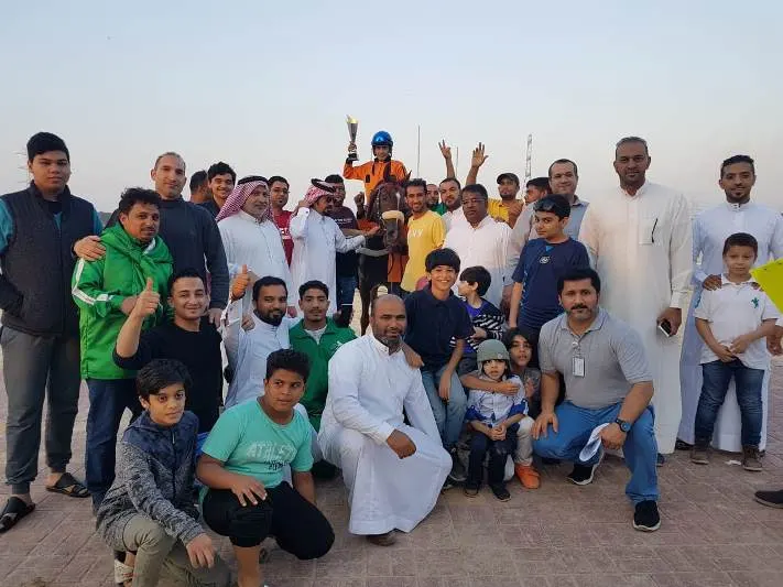 «المعترف والأغر ويزداد وزهرة تشرين ومفرد» نجوم ميدان فروسية الدمام بدعم اهلي