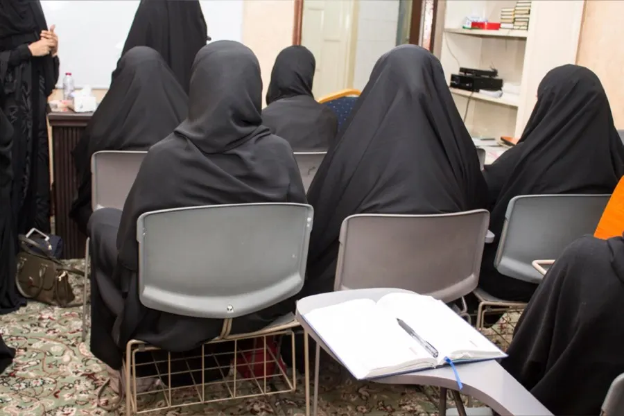 سيدات «ساحة القراء» بالقطيف ينظمن ماراثون القراءة الأول