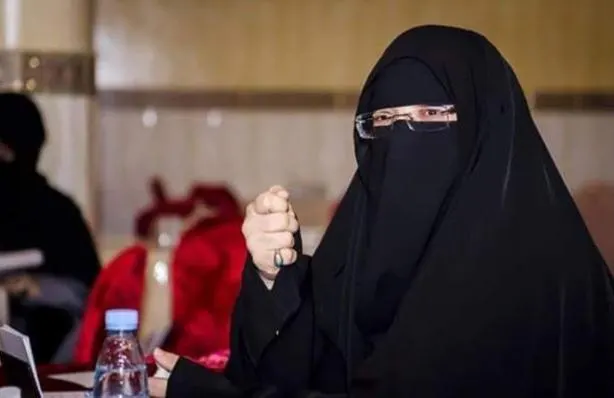 «التوقعات الصامتة».. مرشدة أسرية تحذر من انتظار إجابات لم يطلبها أحد